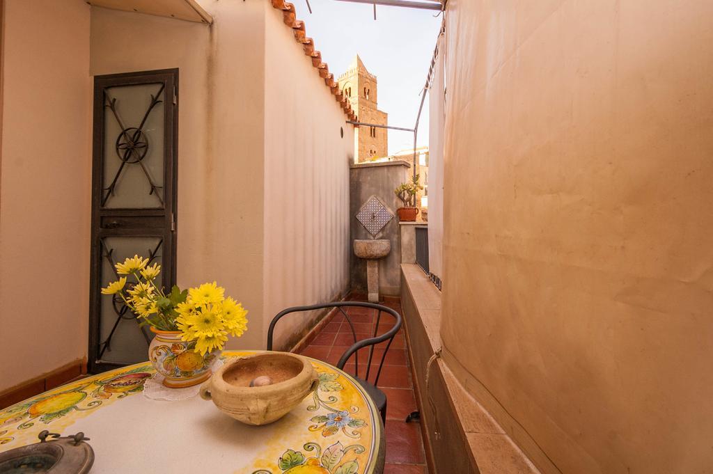 Penthouse Duomo Apartment Cefalù Exterior foto